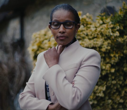 Ayaan Hirsi Ali: van de burka naar Jezus Christus